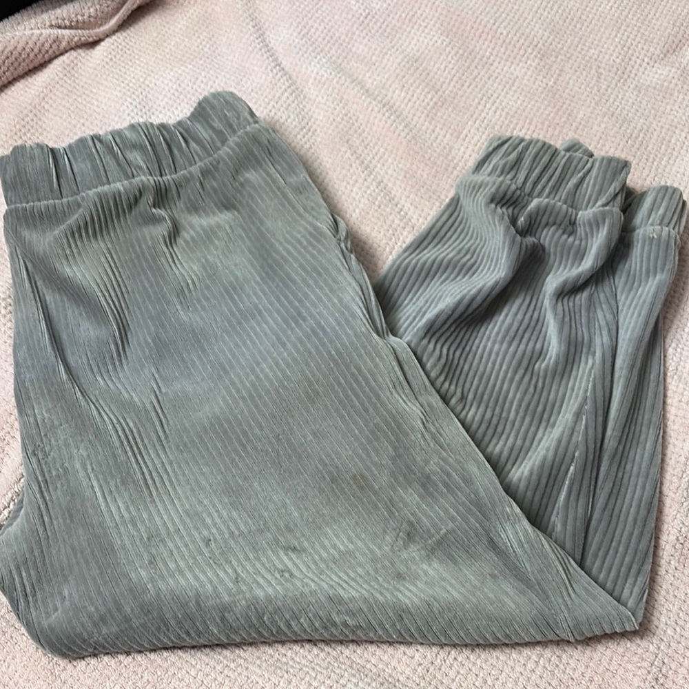 Gray soft corduroy Pants with pockets
